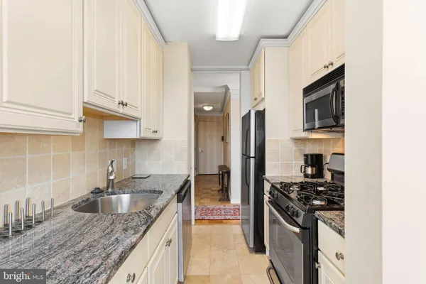 $589,000 | 200 Locust Street, Unit 29AN, Philadelphia, PA 19106