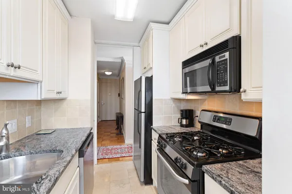 $589,000 | 200 Locust Street, Unit 29AN, Philadelphia, PA 19106