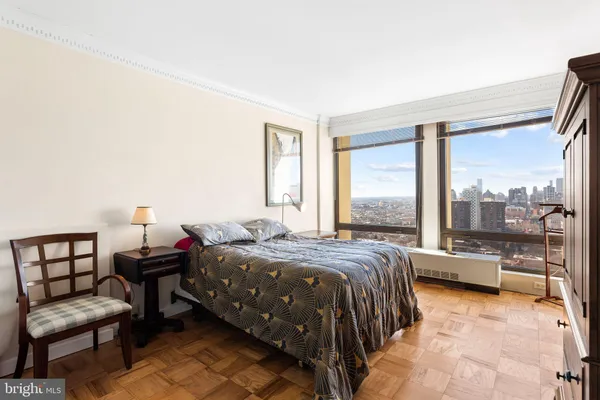 $589,000 | 200 Locust Street, Unit 29AN, Philadelphia, PA 19106