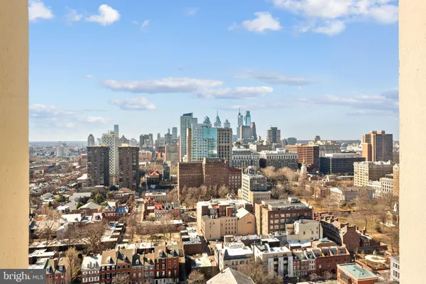 $589,000 | 200 Locust Street, Unit 29AN, Philadelphia, PA 19106