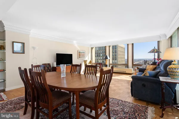 $589,000 | 200 Locust Street, Unit 29AN, Philadelphia, PA 19106