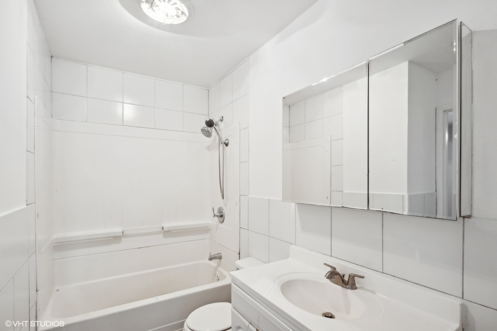 533 Redwood Road Bolingbrook, IL 60440 - Photo 13 of 27