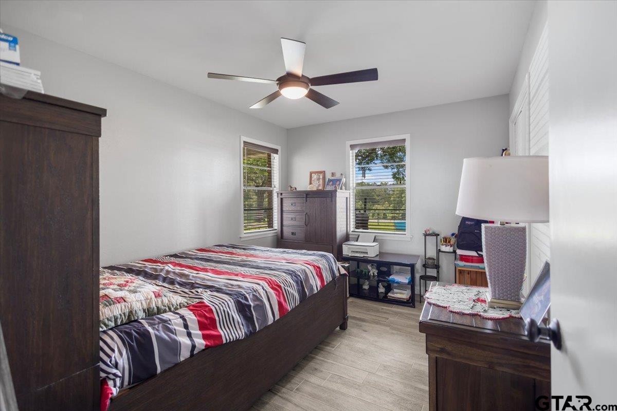 514 East Doc Dodson Street East Naples, TX 75568 - Photo 5 of 39