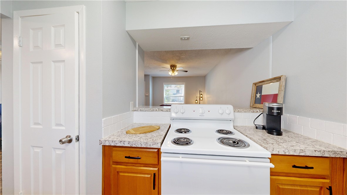 1325 Airline Drive College Station, TX 77845 - Photo 7 of 26 a view of washer and dryer