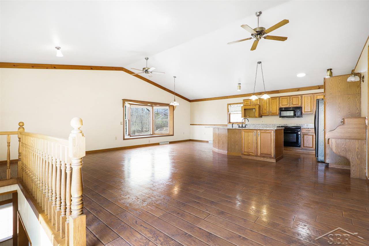 12751 Frost Road Hemlock, MI 48626 - Photo 14 of 87