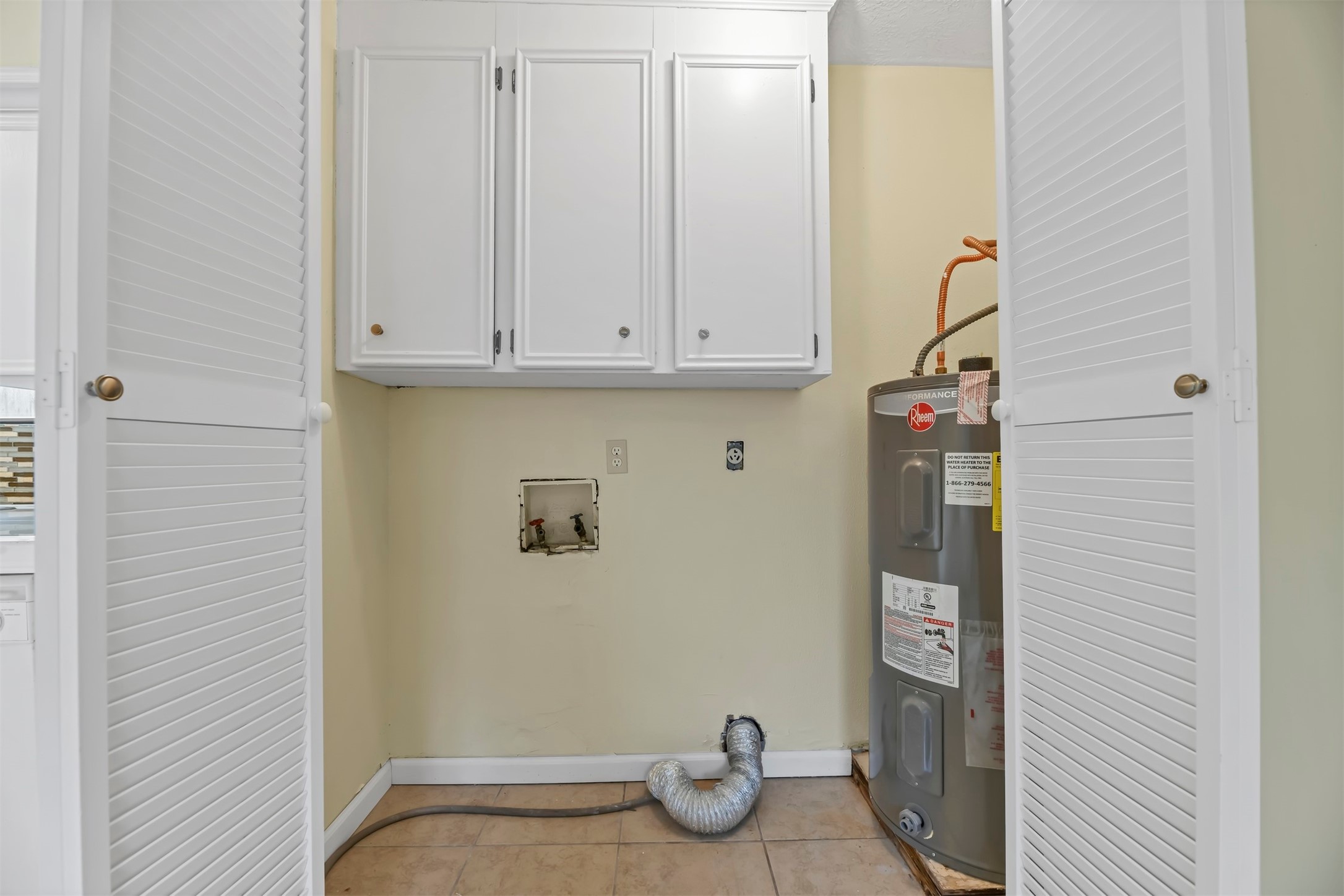 9842 Pinehurst Street Baytown, TX 77521 - Photo 17 of 34 Utilities