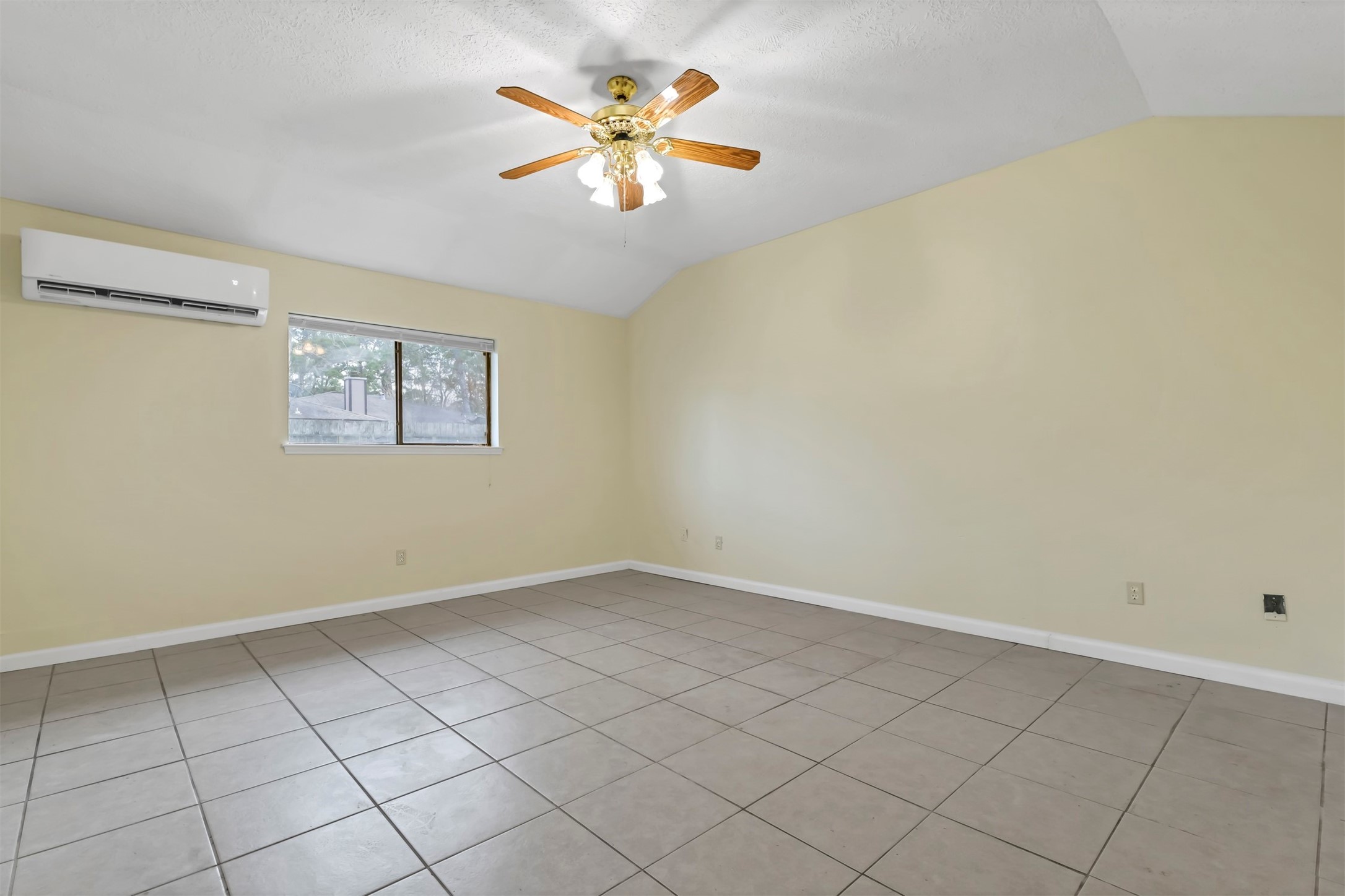 9842 Pinehurst Street Baytown, TX 77521 - Photo 22 of 34 Bed 3