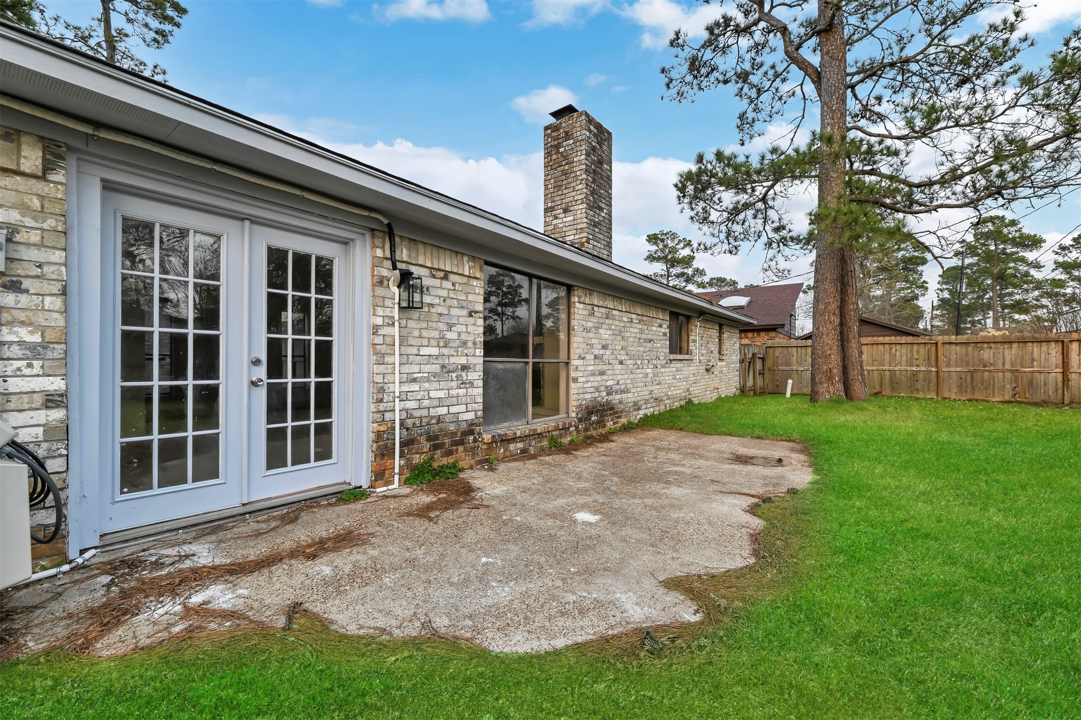 9842 Pinehurst Street Baytown, TX 77521 - Photo 32 of 34 Great back patio