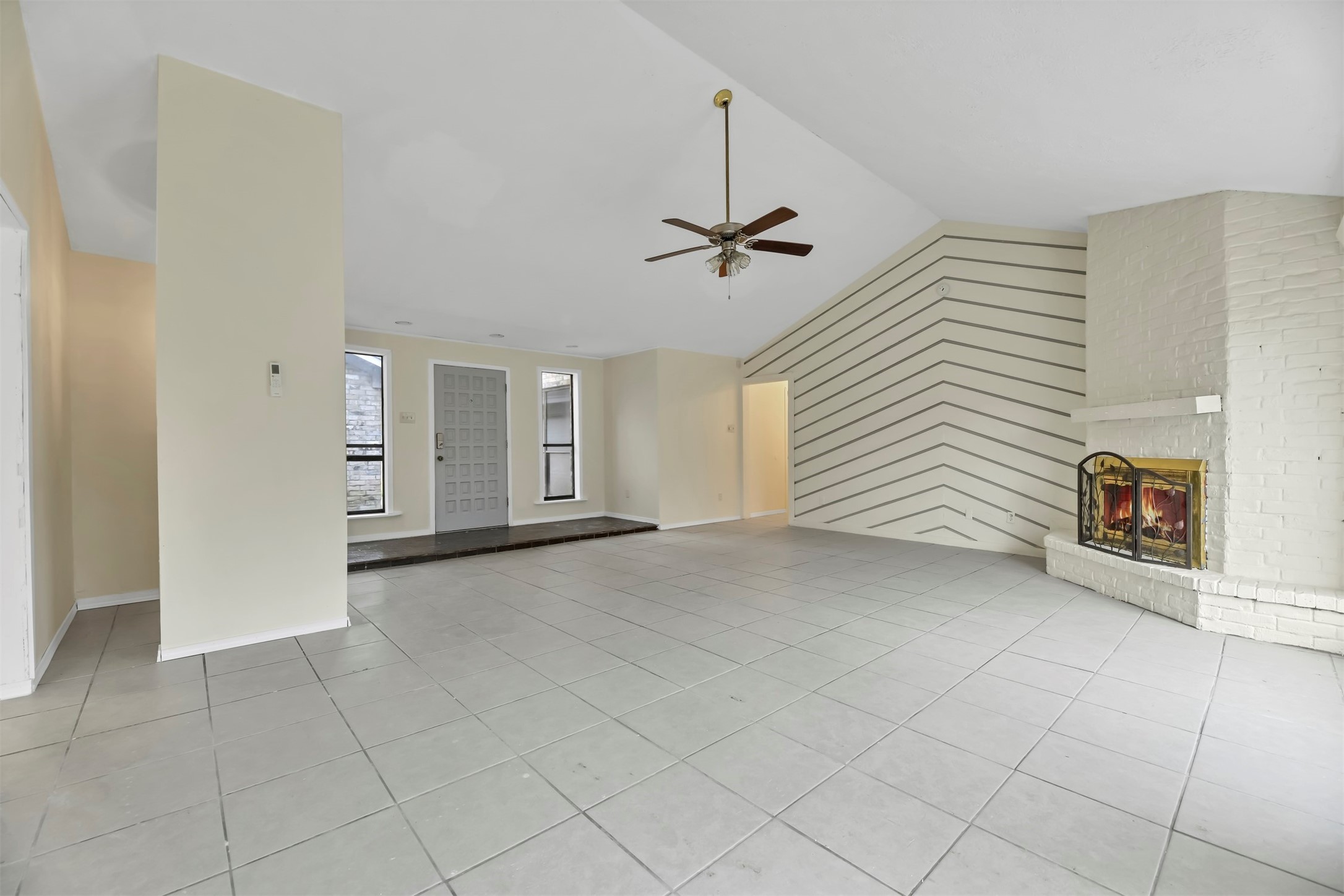 9842 Pinehurst Street Baytown, TX 77521 - Photo 7 of 34