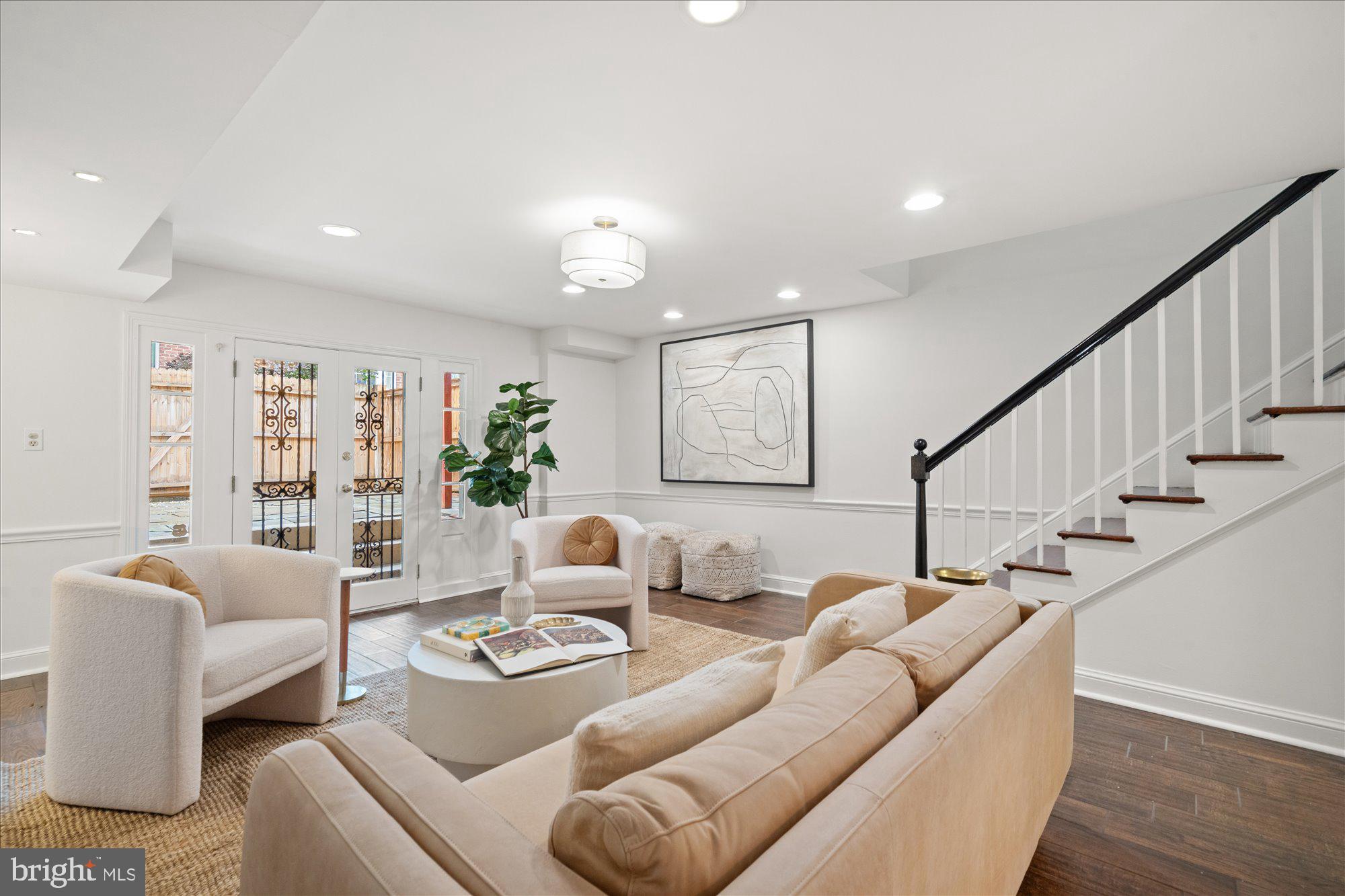 1212 Portner Road Alexandria, VA 22314 - Photo 3 of 38 Gallery Image 3