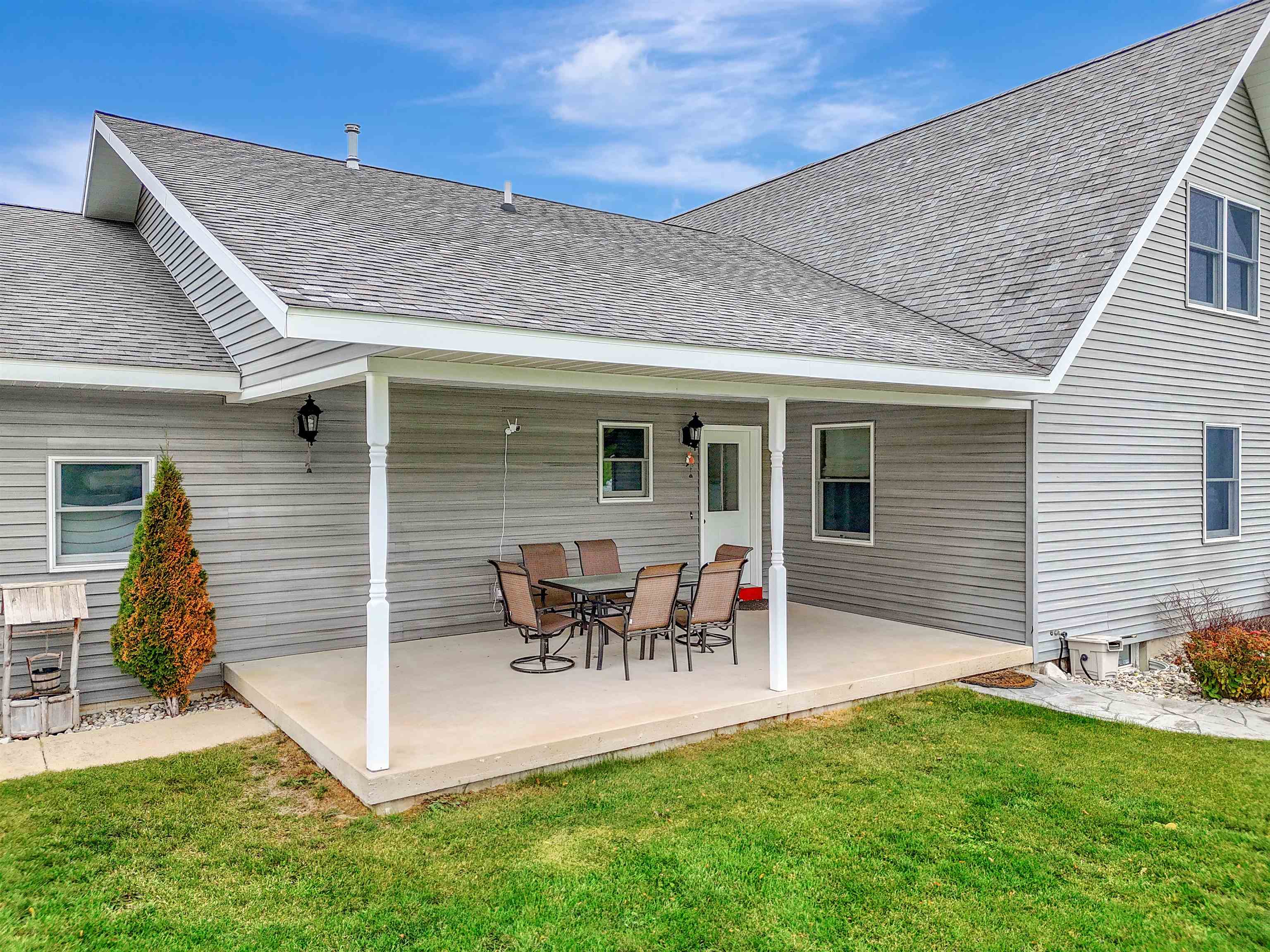 11225 West Rhoby Road Manton, MI 49663 - Photo 7 of 41