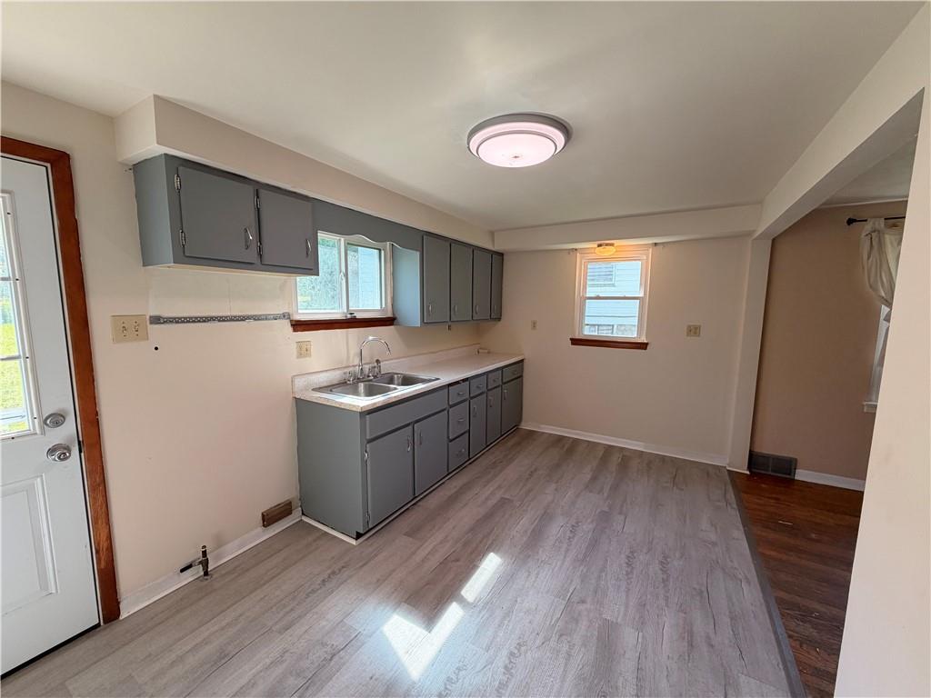 142 Community Park Road Freeport, PA 16229 - Photo 6 of 22