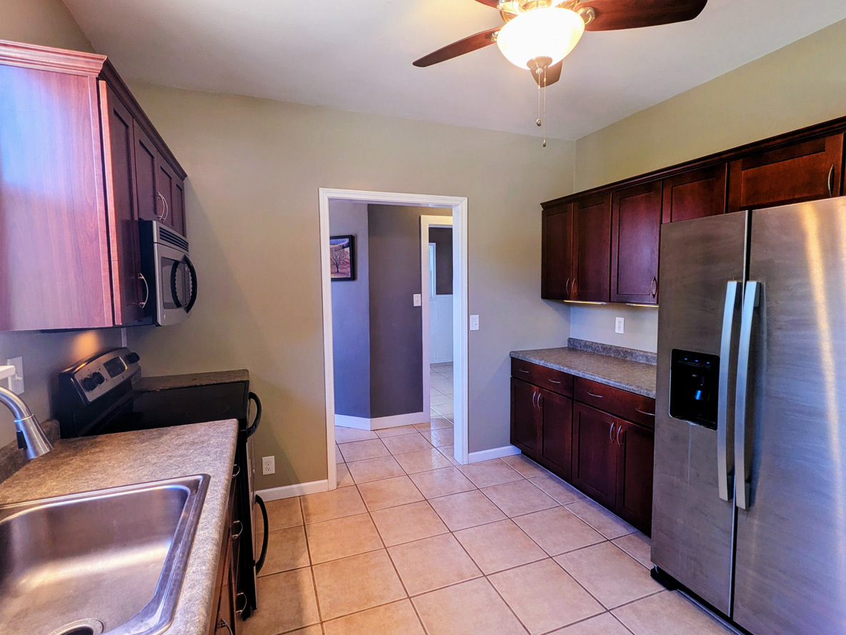 407 South Cherry Street Morrison, IL 61270 - Photo 6 of 23