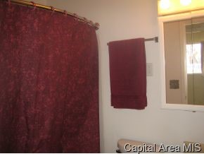 2417 Devonshire Road Springfield, IL 62703 - Photo 7 of 8