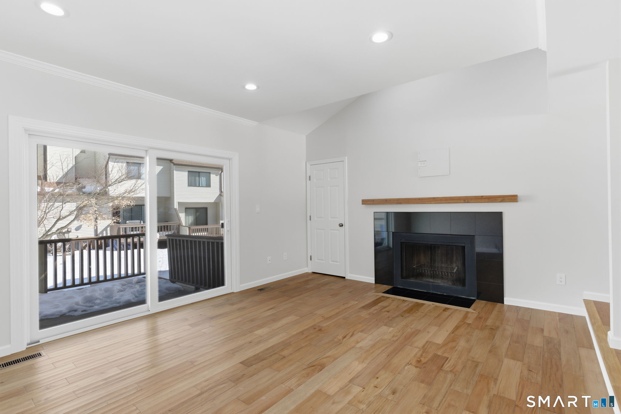 193 Cypress Road, Unit 193 Newington, CT 06111 - Photo 12 of 33