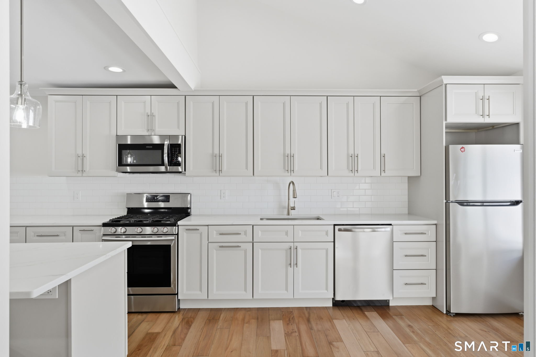 193 Cypress Road, Unit 193 Newington, CT 06111 - Photo 6 of 33