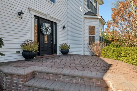 a view of a entryway door of the house
