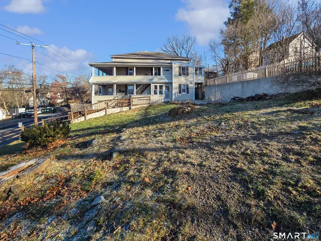 $399,900 | 129 Mechanics Street, Putnam, CT 06260