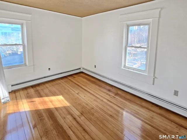 $399,900 | 129 Mechanics Street, Putnam, CT 06260