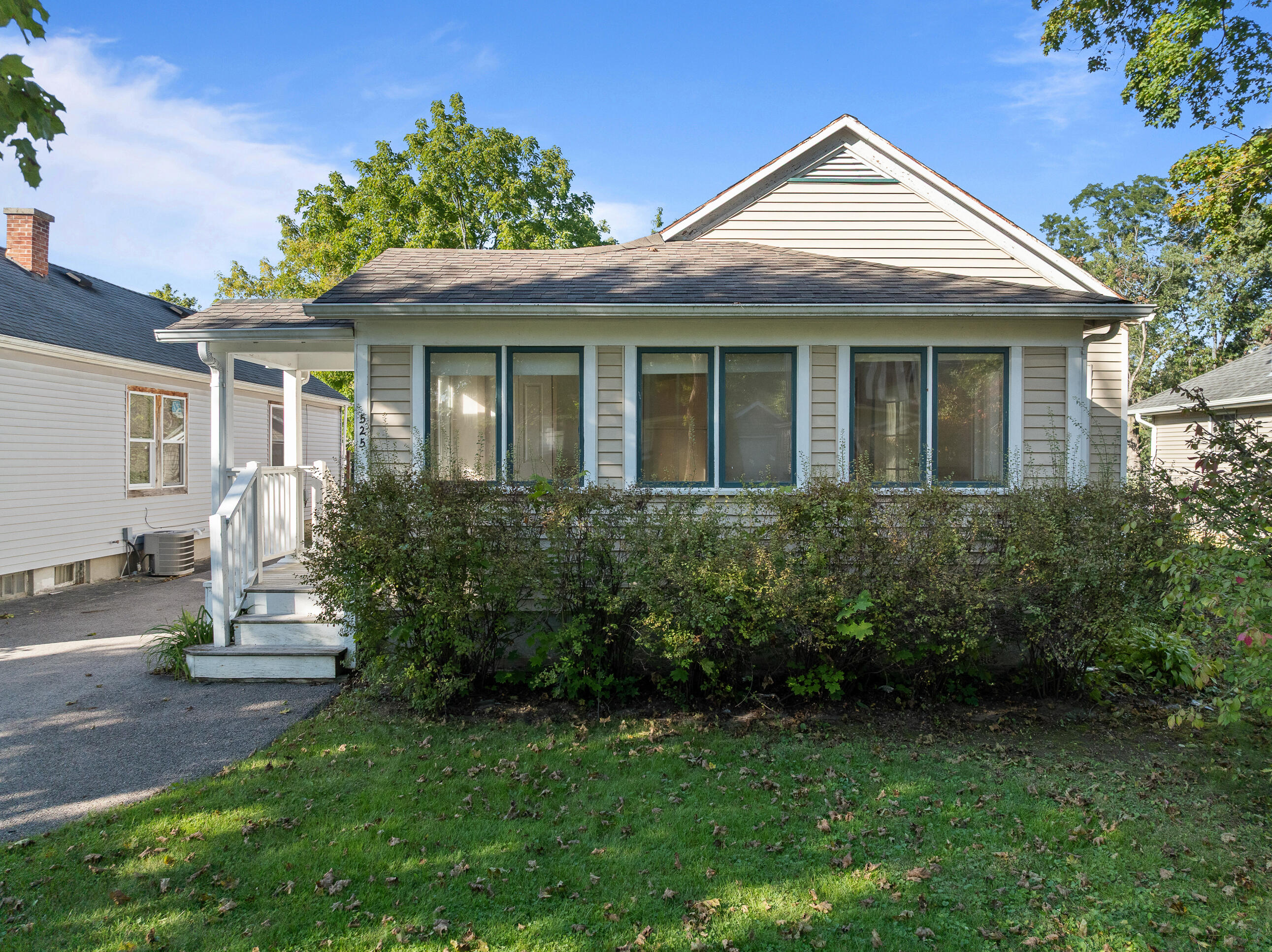 525 Spring Street Lake Geneva, WI 53147 - Photo 2 of 29 525 Spring St-1