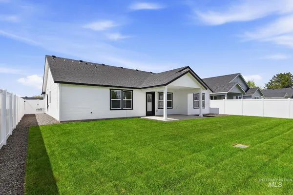 $420,000 | 322 North 12th Street, Parma, ID 83660