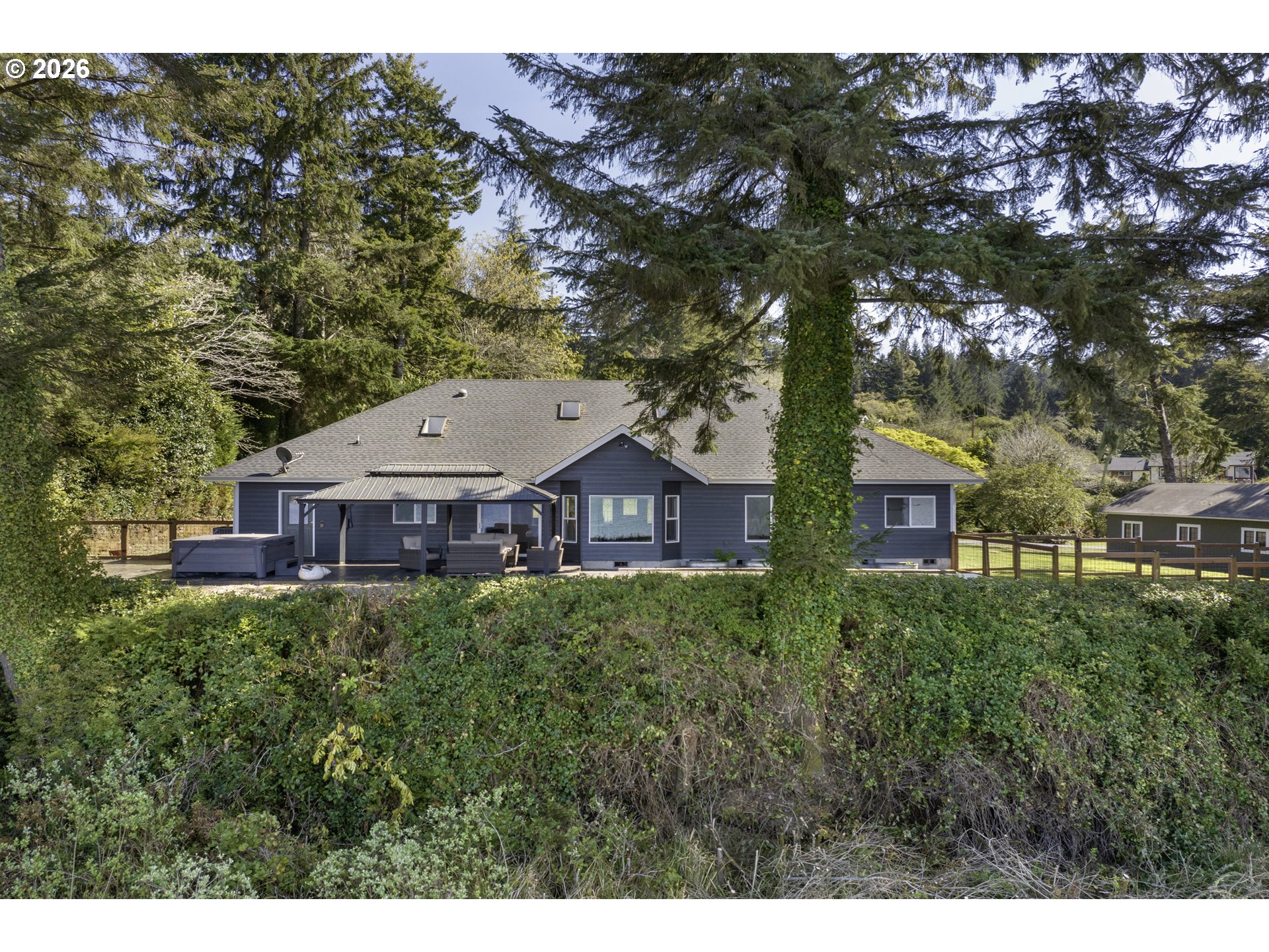 85675 Glenada Road Florence, OR 97439 - Photo 33 of 45