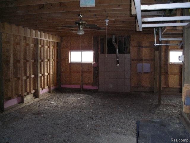7452 Ore Lake Road Brighton, MI 48116 - Photo 12 of 21 DSCN8656.jpg