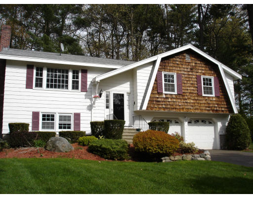7 Thomas Road Danvers, MA 01923 - Photo 1 of 8 Gallery Image 1