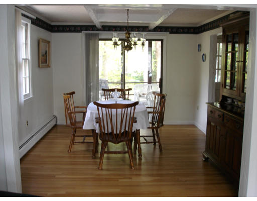 7 Thomas Road Danvers, MA 01923 - Photo 3 of 8 Gallery Image 3