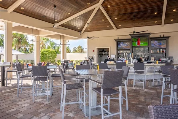 $3,000 | 5711 Palmer Circle, Unit 206, Bradenton, FL 34211