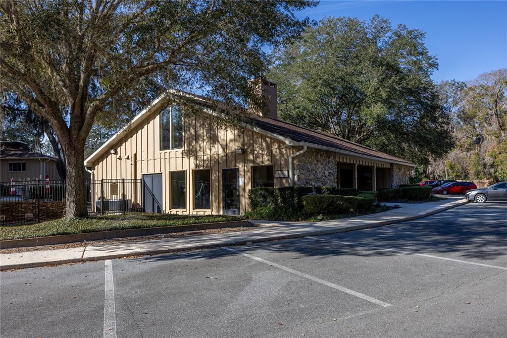 507 Northwest 39th Road, Unit 114 Gainesville, FL 32607 - Photo 35 of 41