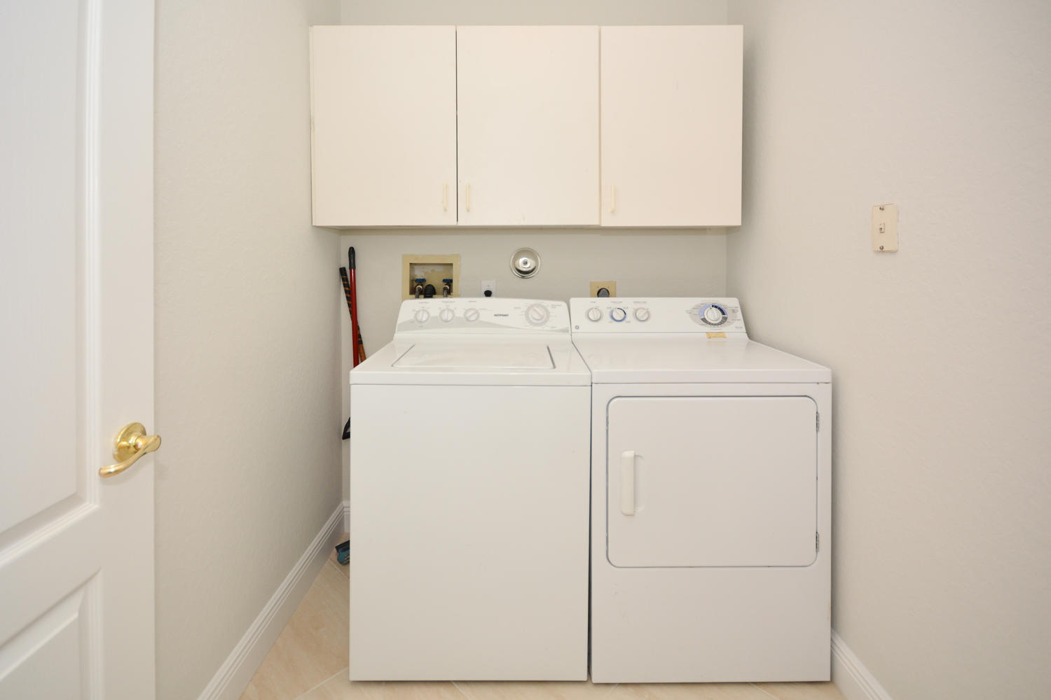 10784 Crescendo Circle Boca Raton, FL 33498 - Photo 12 of 41 laundry room