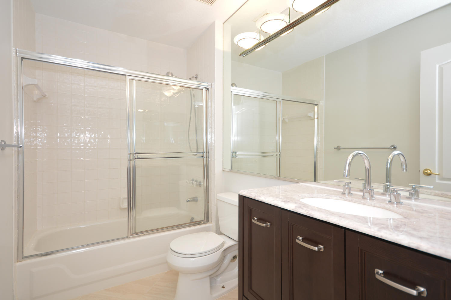 10784 Crescendo Circle Boca Raton, FL 33498 - Photo 19 of 41 bathroom 2