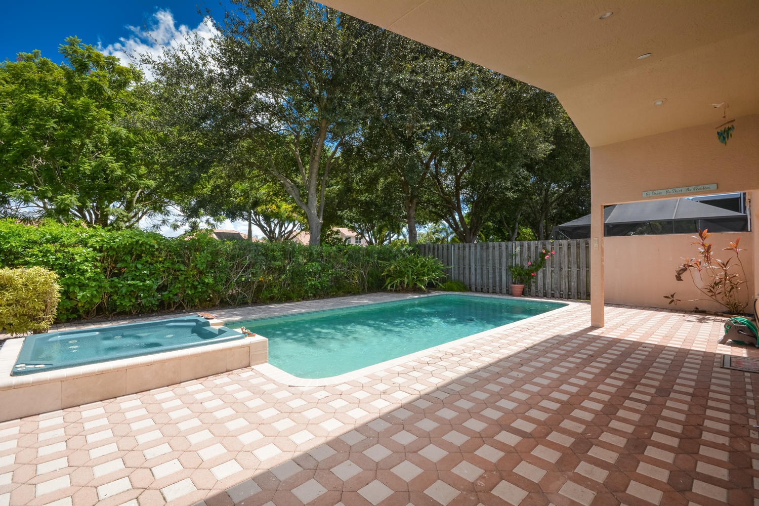 10784 Crescendo Circle Boca Raton, FL 33498 - Photo 28 of 41 lanai view of pool