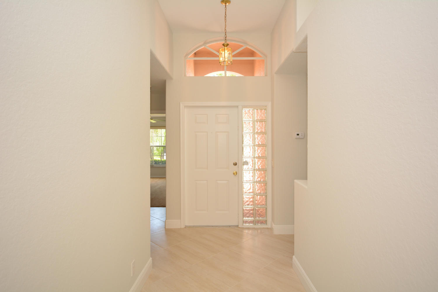 10784 Crescendo Circle Boca Raton, FL 33498 - Photo 3 of 41 Entrance hall