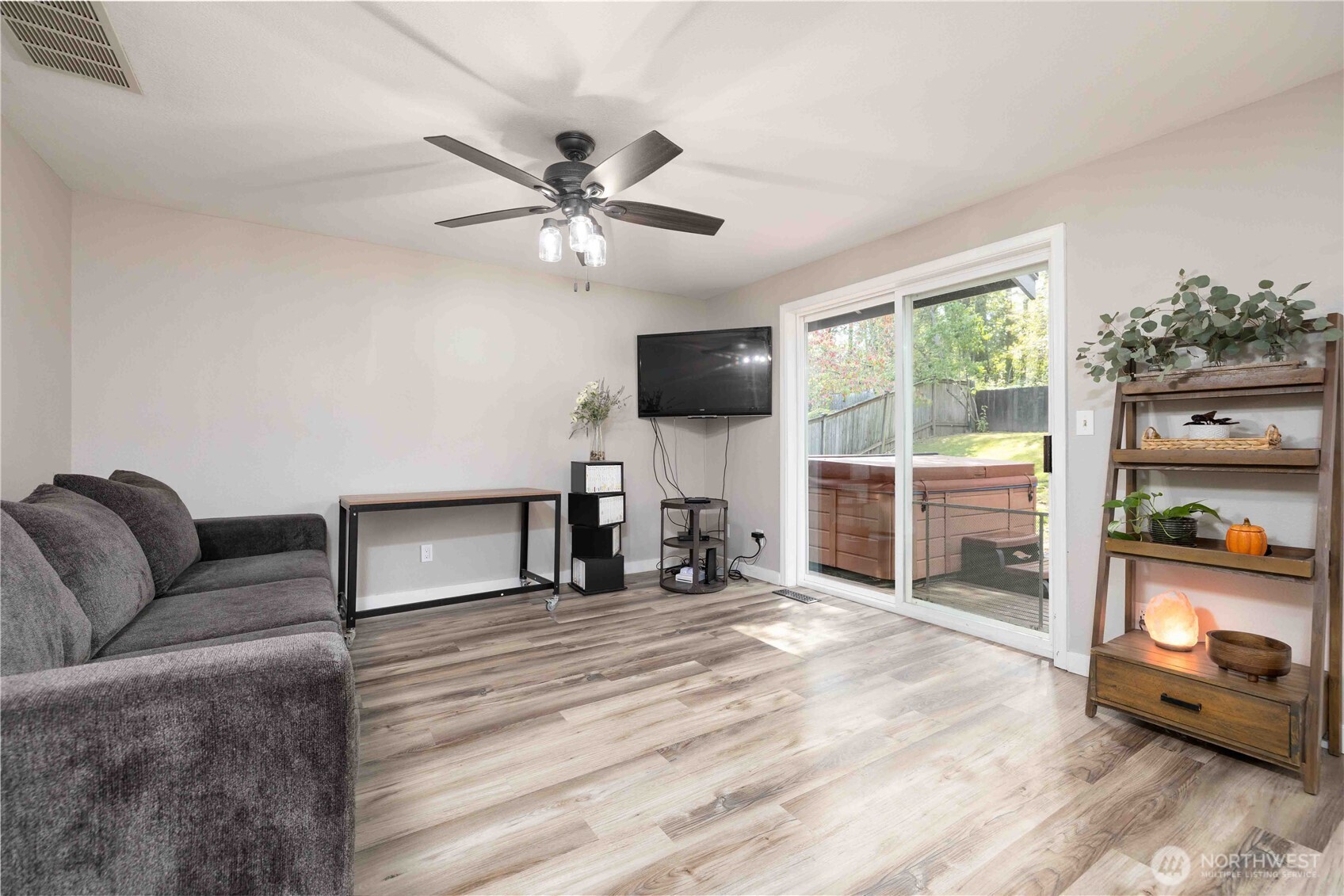 1335 McLeod Road Bellingham, WA 98226 - Photo 14 of 38 Gallery Image 14