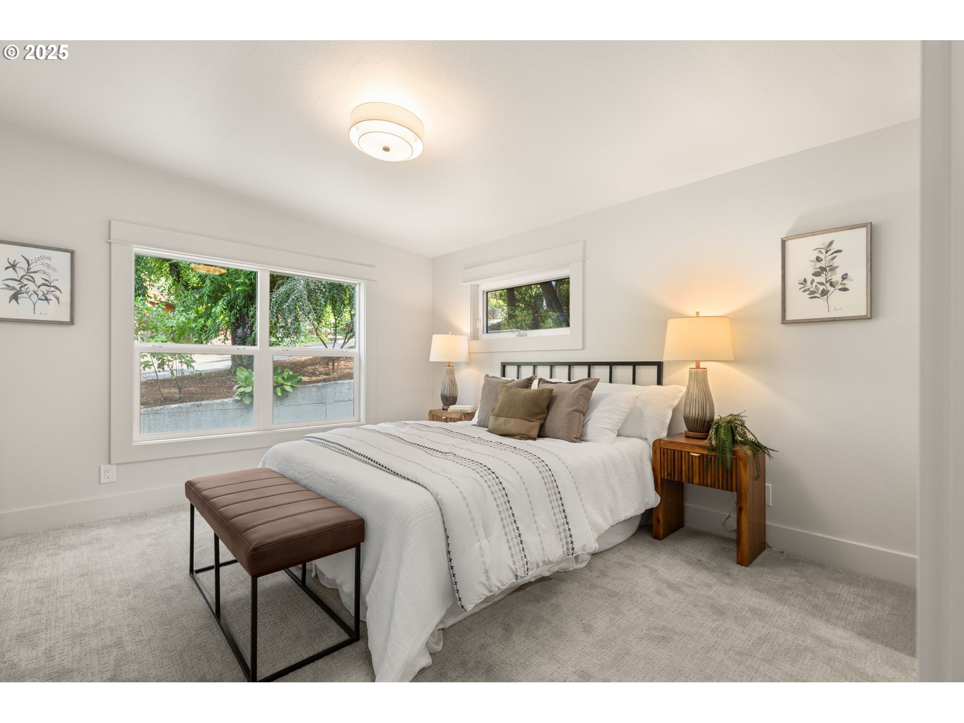 3604 Southwest Custer Street Portland, OR 97219 - Photo 11 of 22 Gallery Image 11
