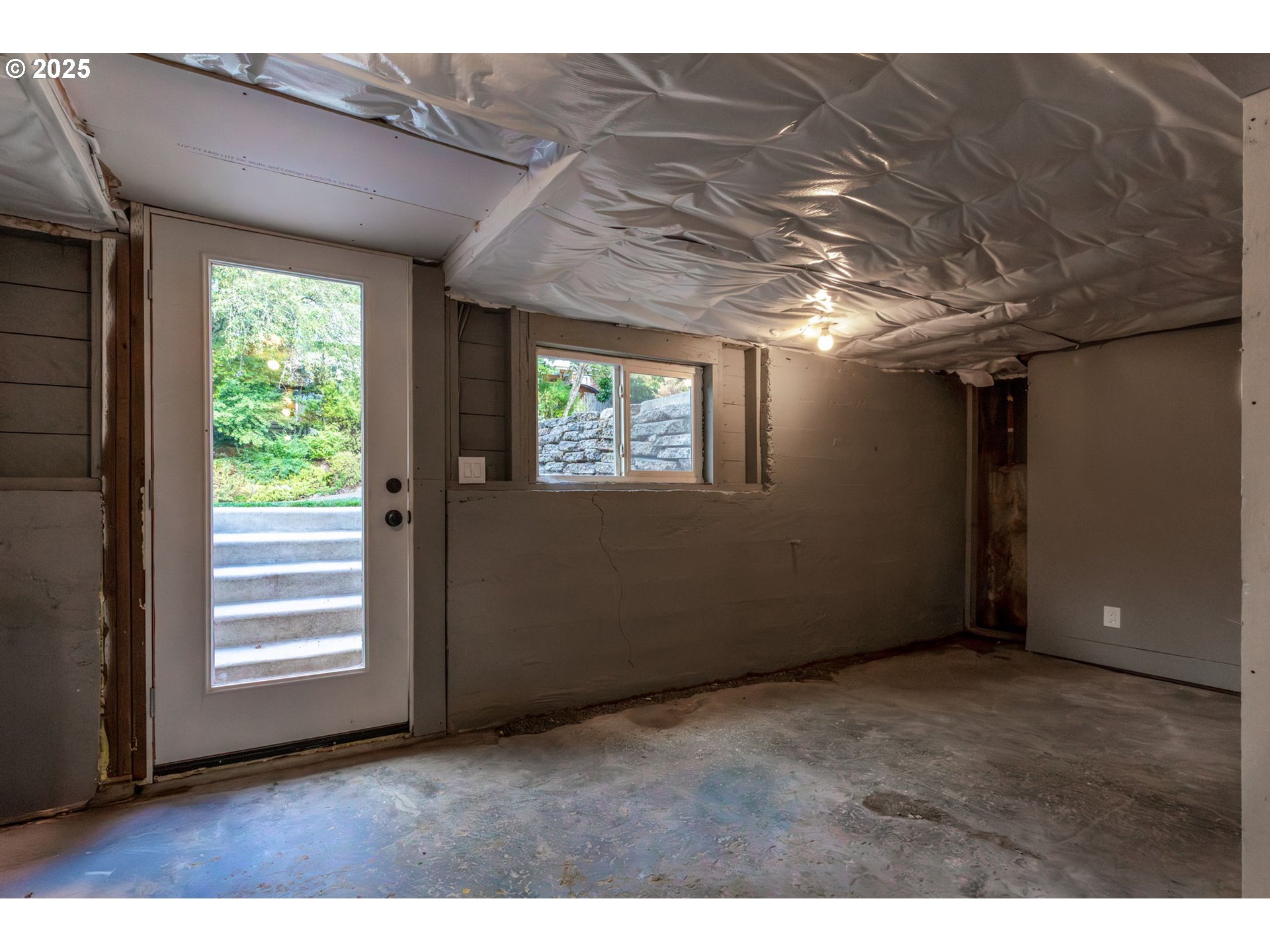3604 Southwest Custer Street Portland, OR 97219 - Photo 20 of 22 Gallery Image 20