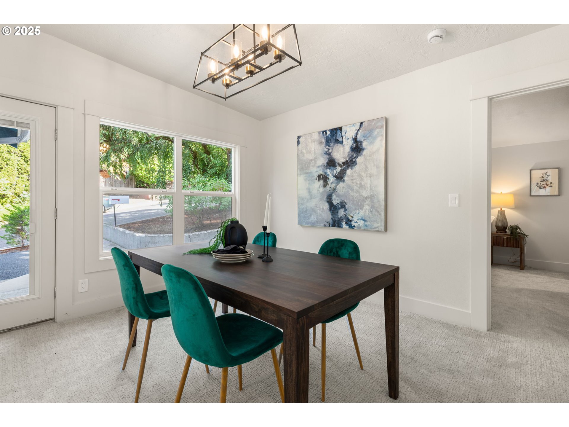 3604 Southwest Custer Street Portland, OR 97219 - Photo 10 of 22 Gallery Image 10