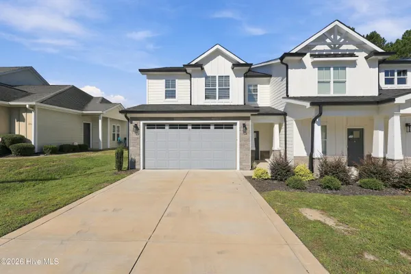 $2,300 | 3052 Candlelight Drive, Fayetteville, NC 28311