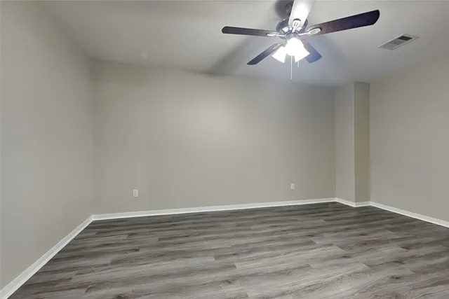 $2,550 | 16802 Accolade Way, Conroe, TX 77385