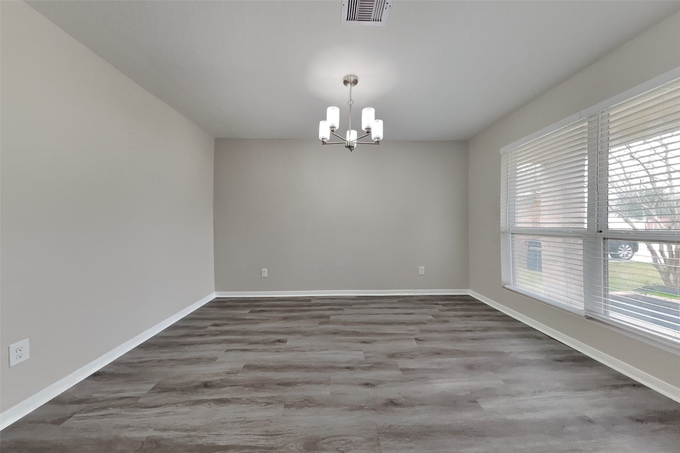 16802 Accolade Way Conroe, TX 77385 - Photo 8 of 22