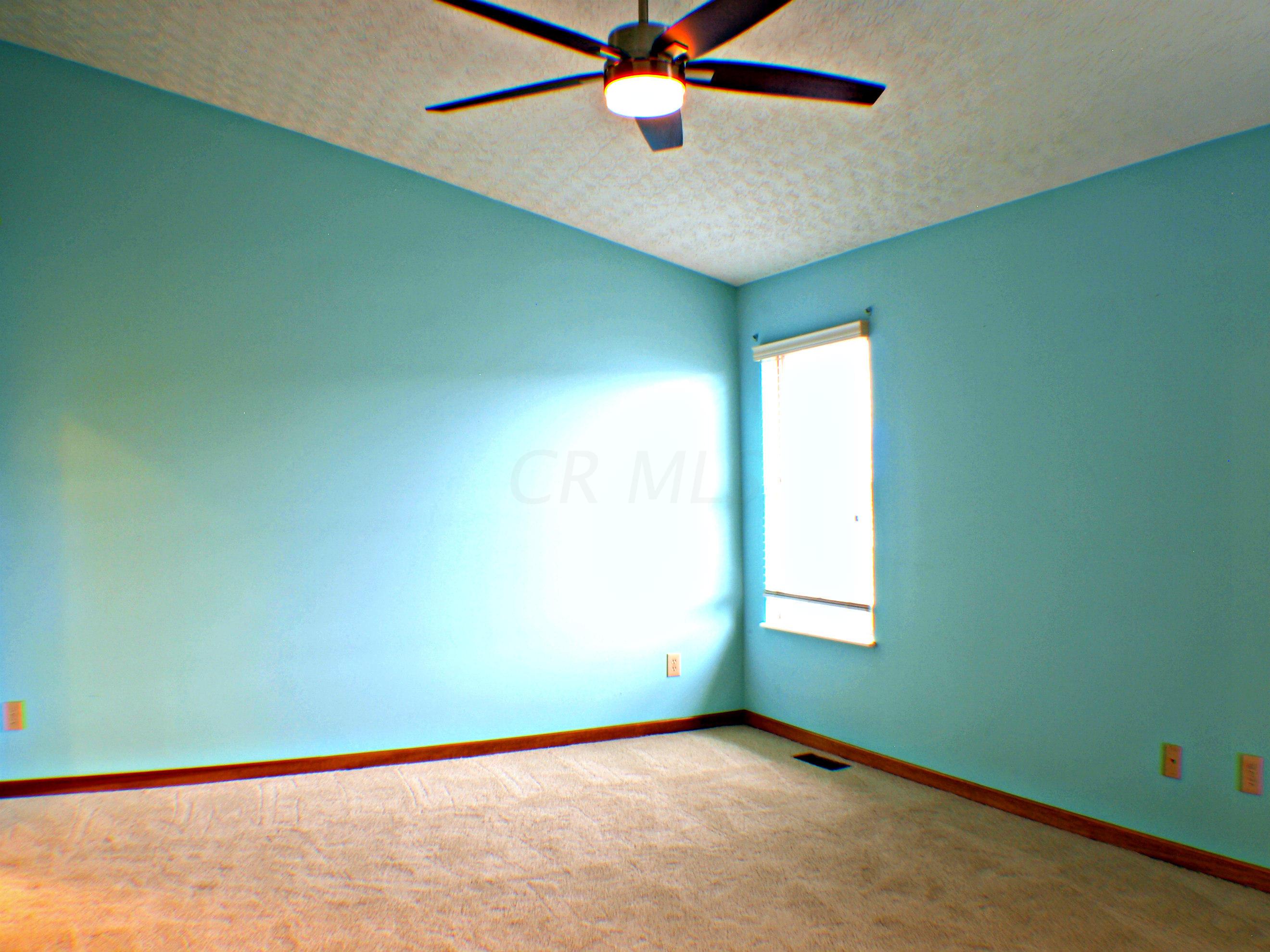 2964 Splitrock Road Columbus, OH 43221 - Photo 15 of 21 Gallery Image 15