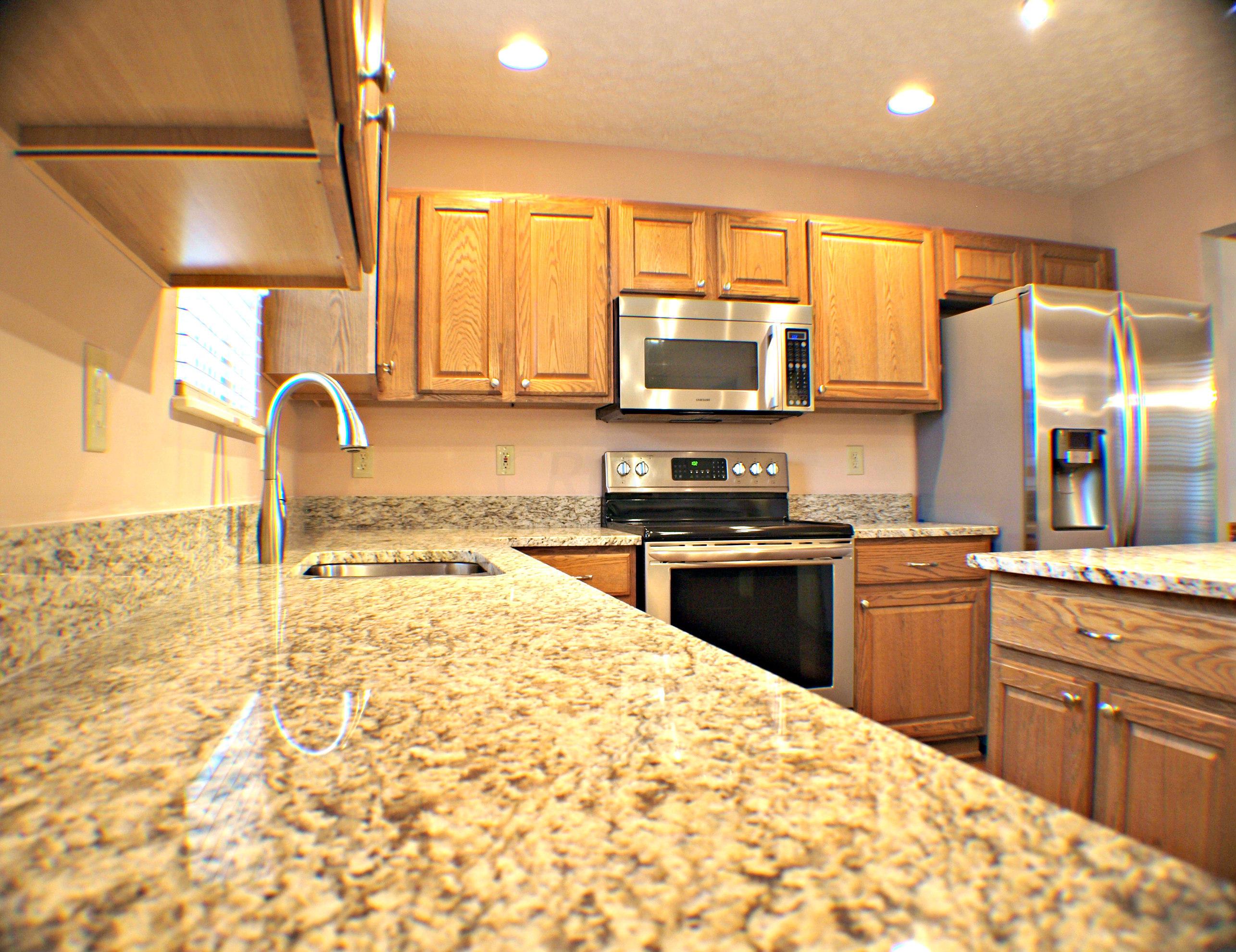 2964 Splitrock Road Columbus, OH 43221 - Photo 9 of 21 Gallery Image 9