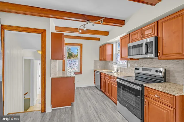 $448,000 | 580 Highway 206, Trenton, NJ 08610