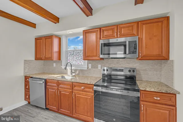 $448,000 | 580 Highway 206, Trenton, NJ 08610