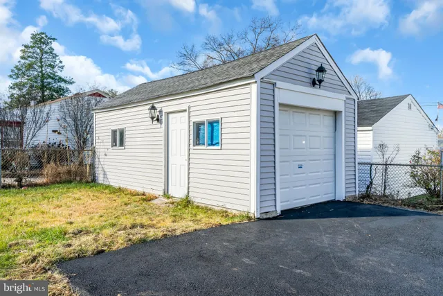 $448,000 | 580 Highway 206, Trenton, NJ 08610