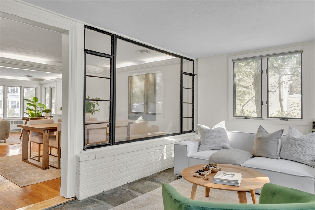 95 Beverly Road Brookline, MA 02467 - Photo 4 of 17 Gallery Image 4