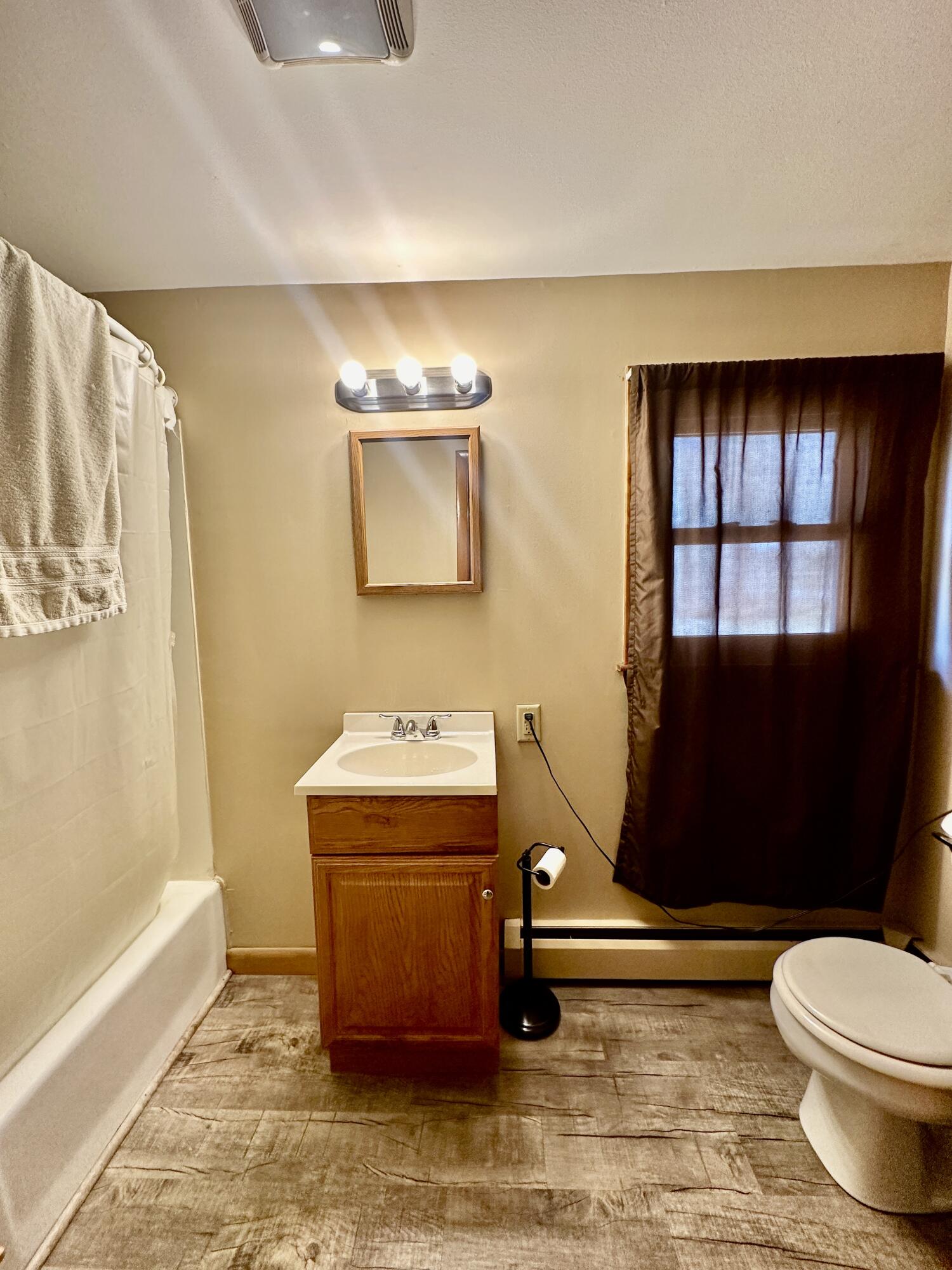 1397 Augusta Road Belgrade, ME 04917 - Photo 7 of 12 Full Bath