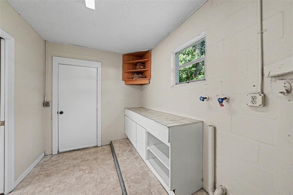 7613 Washington Street Port Richey, FL 34668 - Photo 14 of 16